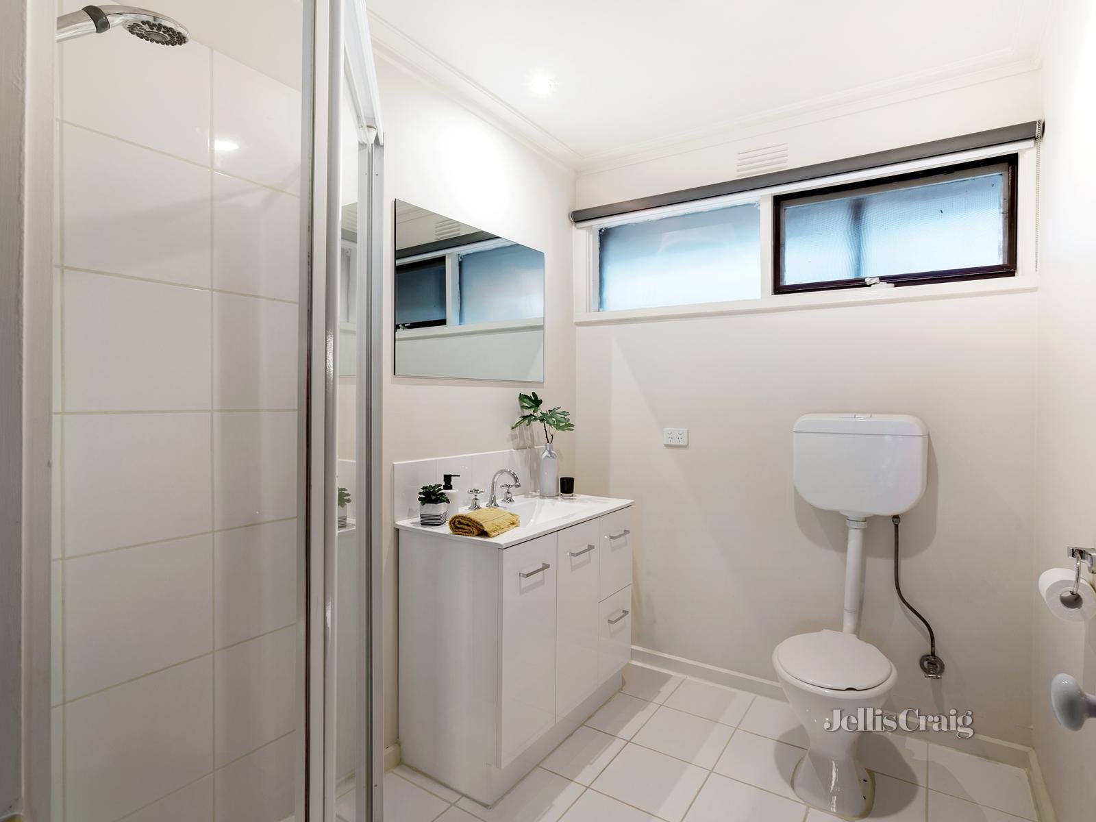 2/12 Riverview Road, Montmorency image 8