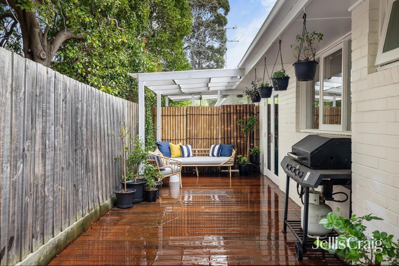 2/12 Rubens Grove, Canterbury image 5