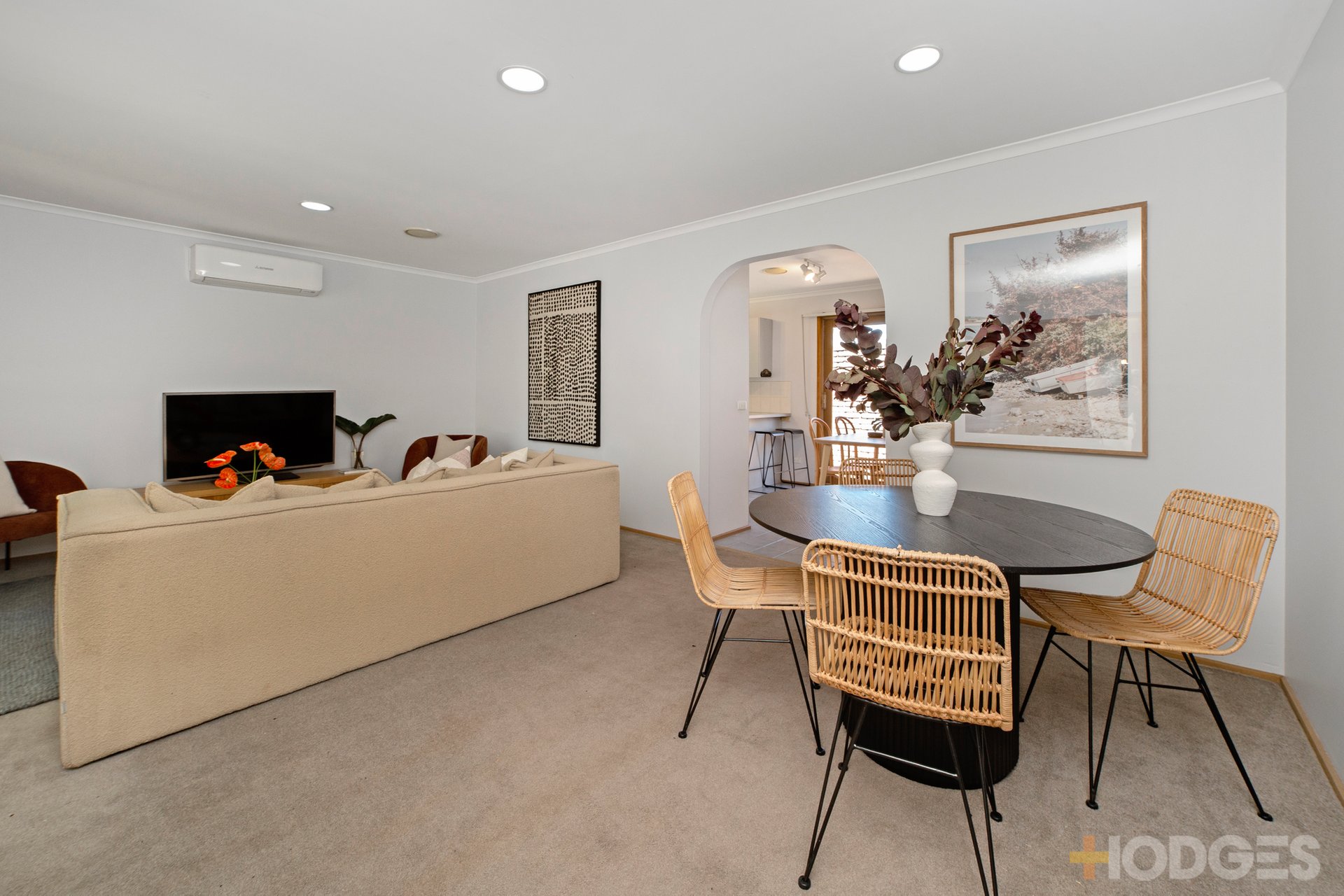 2 / 12 Scott Street Hampton East