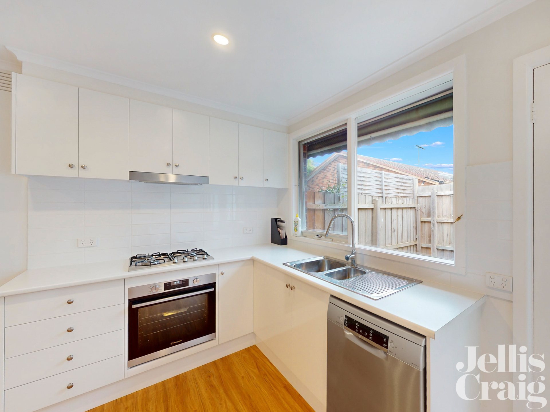 2/12 Station Avenue, Glen&nbsp;Iris image 7