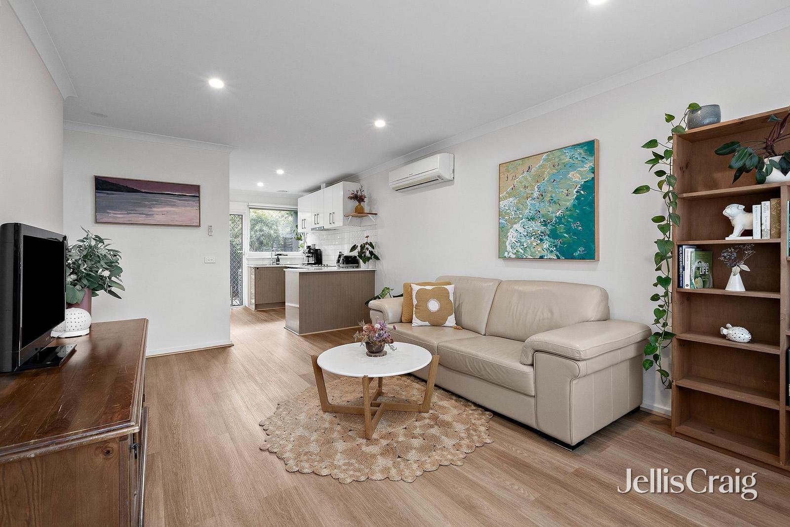 2/12 Swanpool Avenue, Chelsea image 1