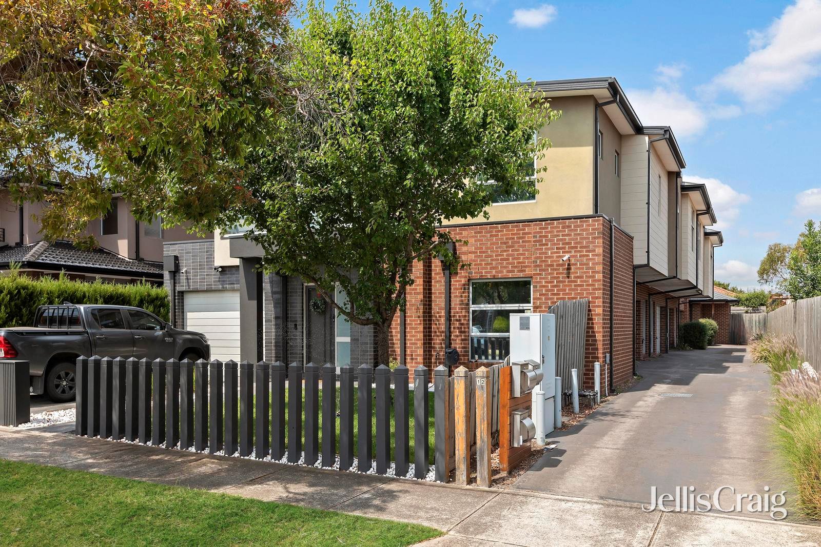 2/12 Treadwell Road, Essendon&nbsp;North image 1