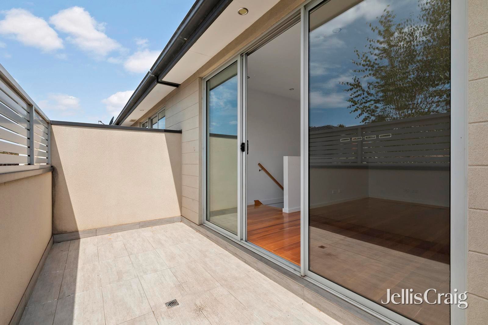 2/12 Treadwell Road, Essendon&nbsp;North image 8