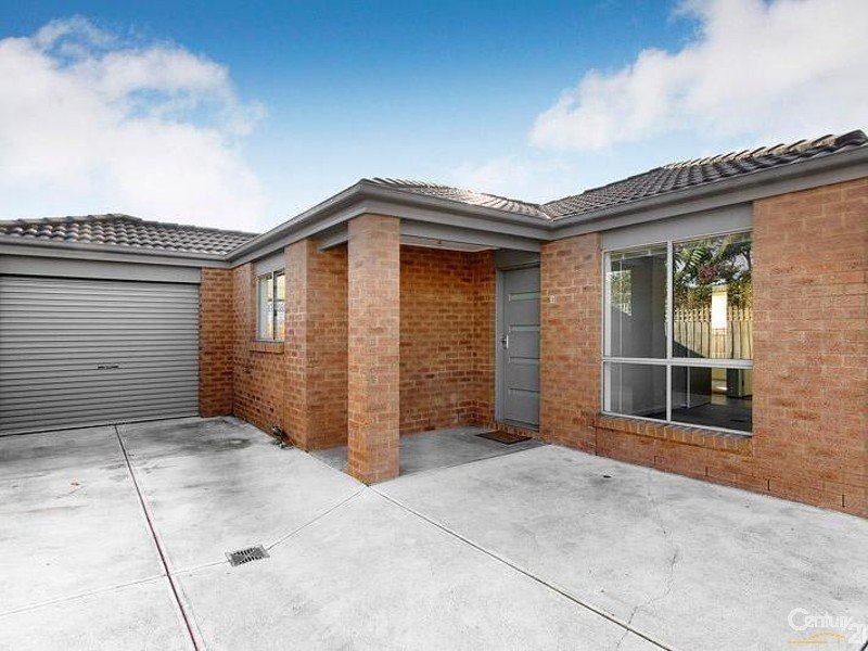 2/12 Williams Road, Laverton image 1