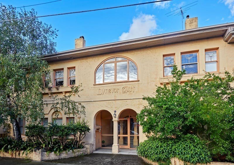 2/12 Wimbledon Avenue, Elwood image 10