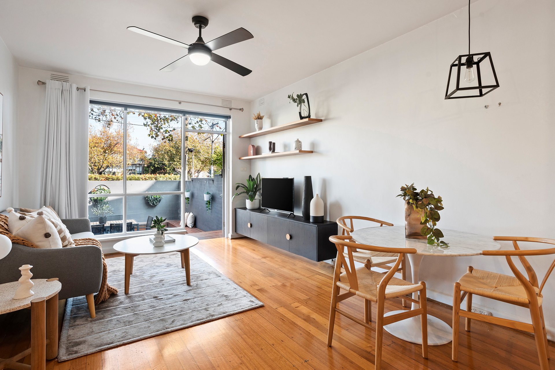 Property Gallery Thumbnail 2