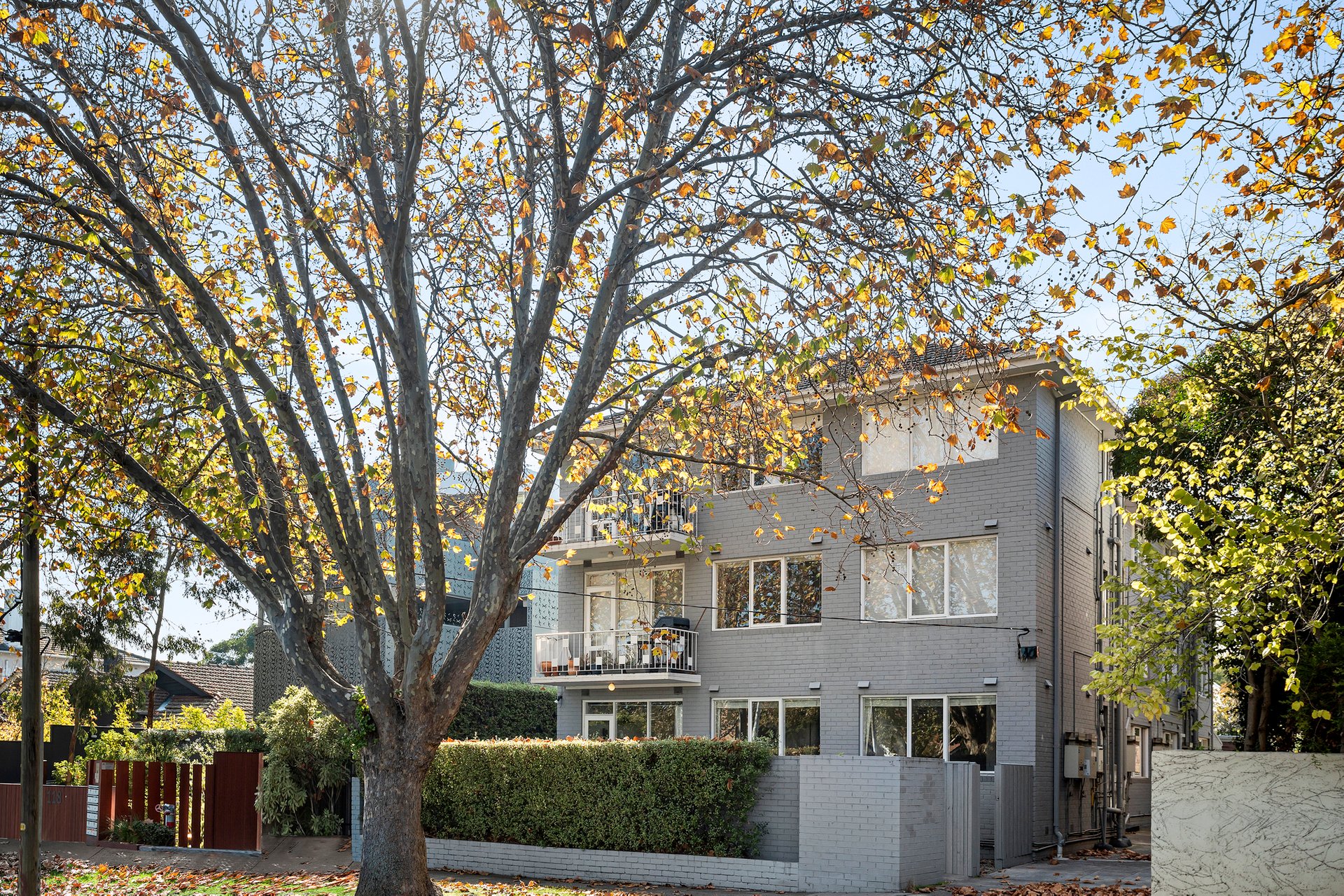 Property Gallery Thumbnail 12
