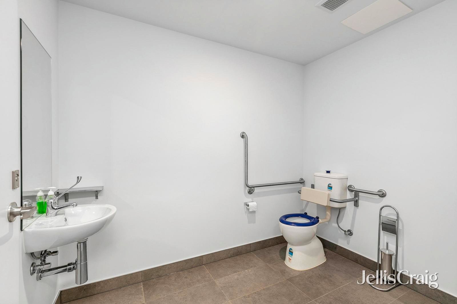 21/20 Ponting Street, Williamstown image 10