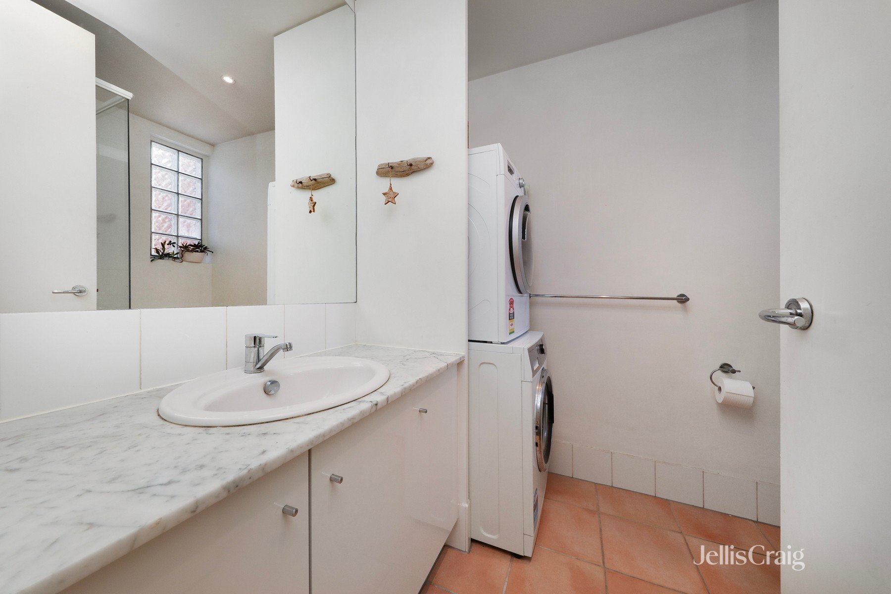 21/20 St Edmonds Road, Prahran image 7