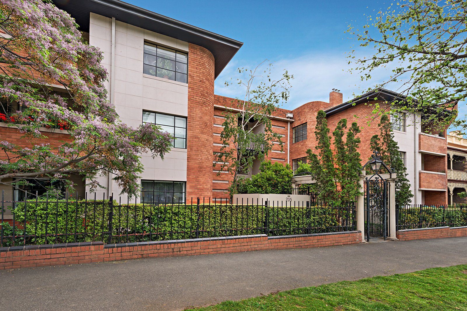 21/205 Flemington Road, North Melbourne VIC 3051