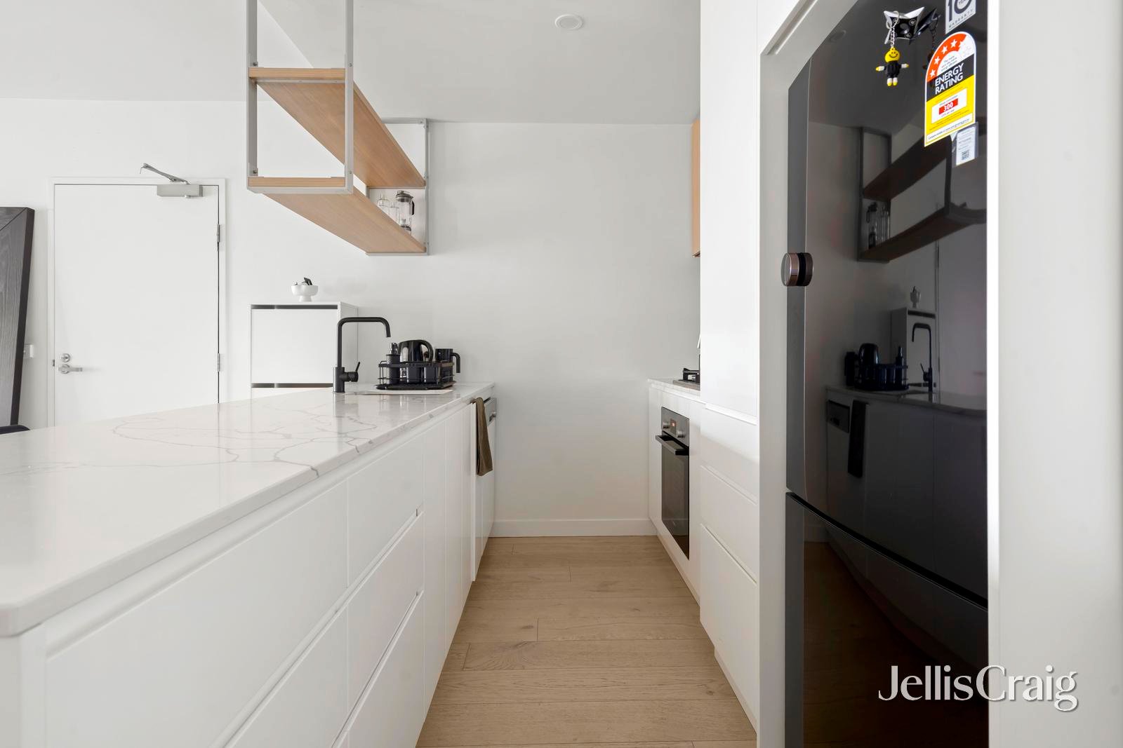 212/1 Olive York Way, Brunswick West image 4