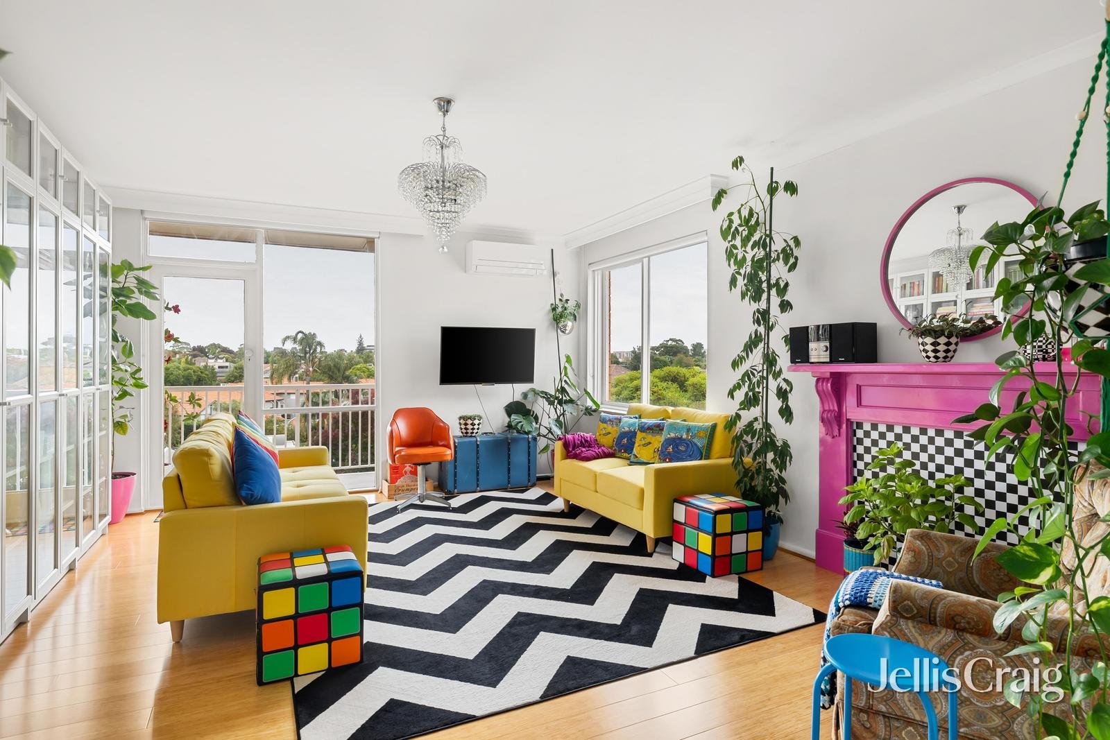 21/21 Tintern Avenue, Toorak image 4