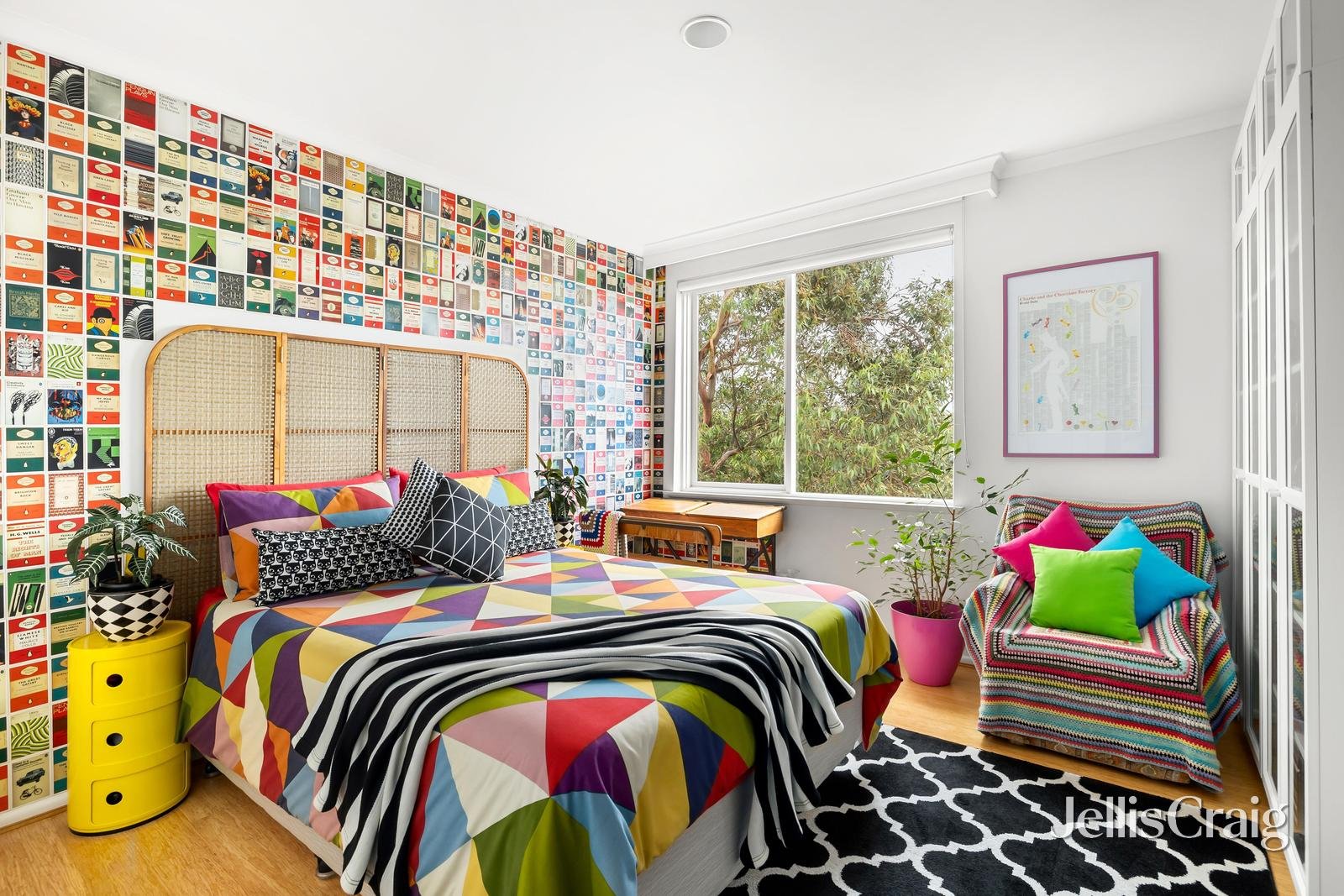 21/21 Tintern Avenue, Toorak image 6