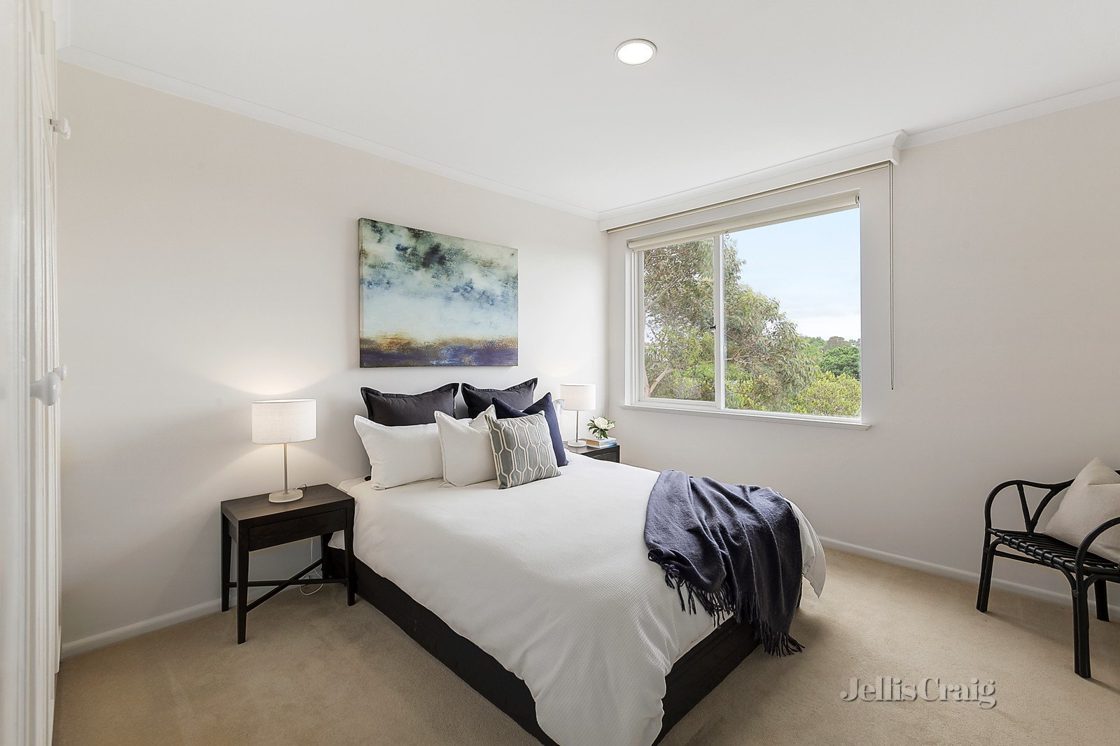 21/21 Tintern Avenue, Toorak image 3