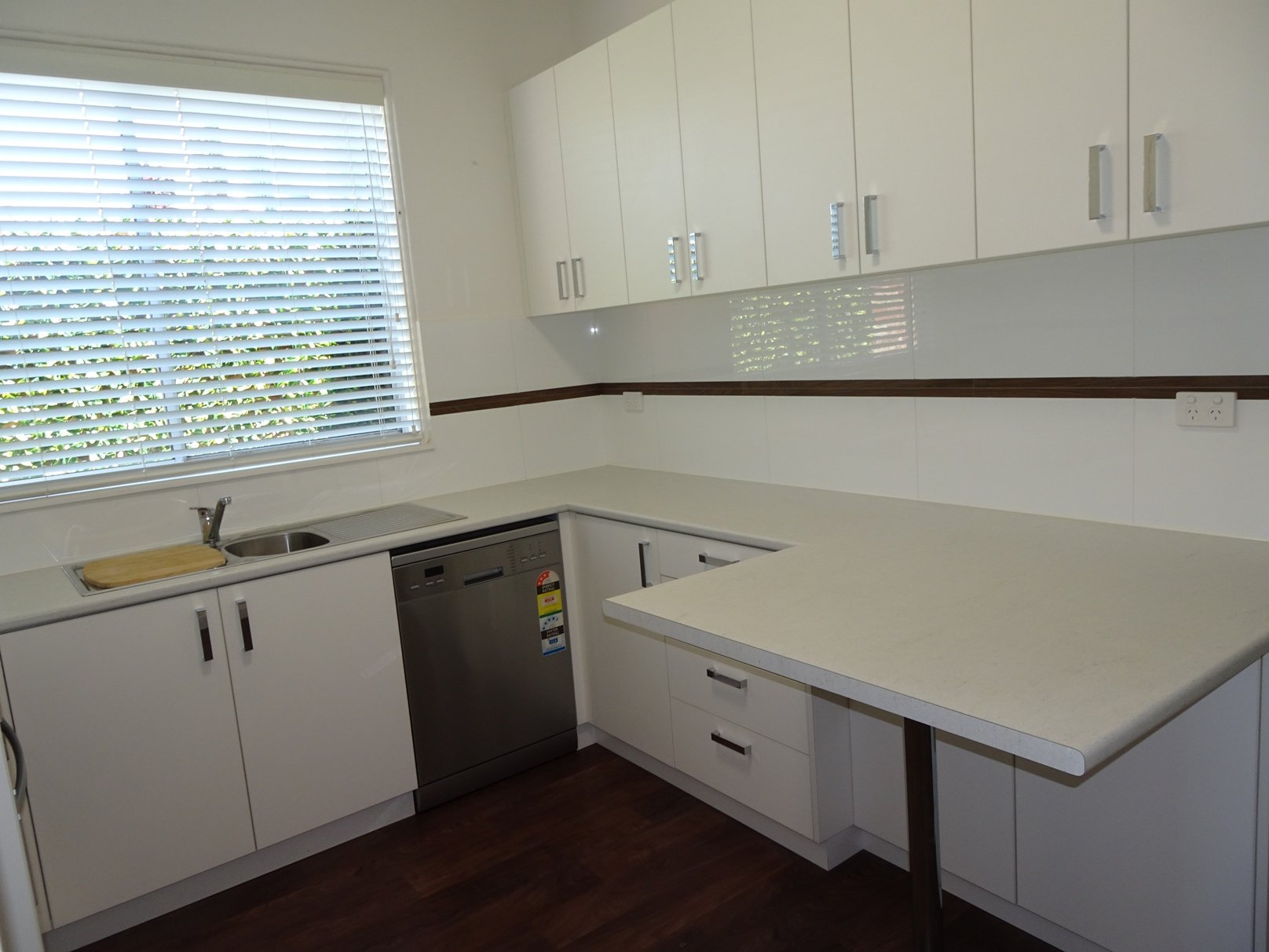 2/121 Victoria Avenue, Albert&nbsp;Park image 3