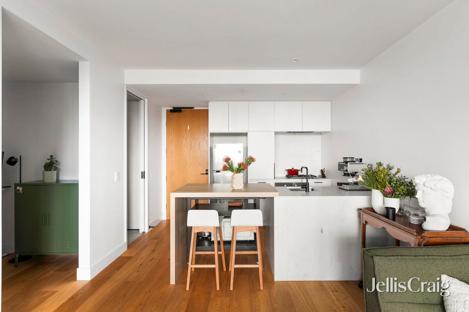 212/1 Westley Avenue, Ivanhoe image 4