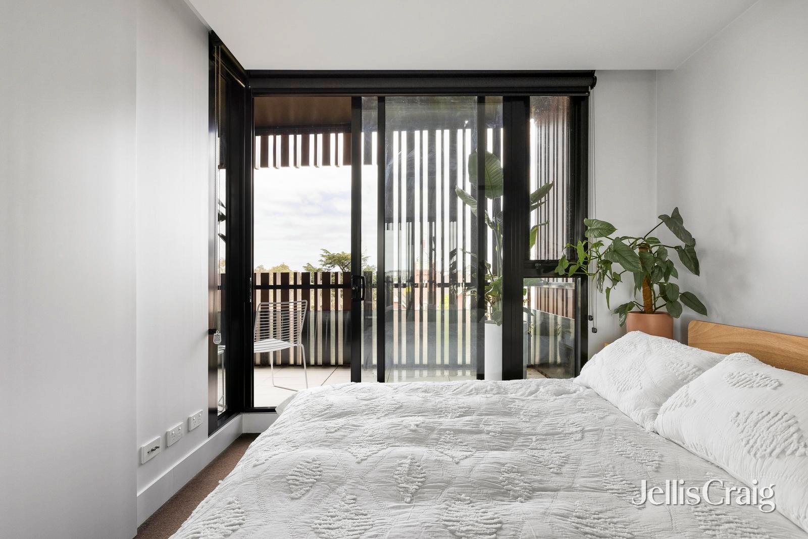 212/1 Westley Avenue, Ivanhoe image 6