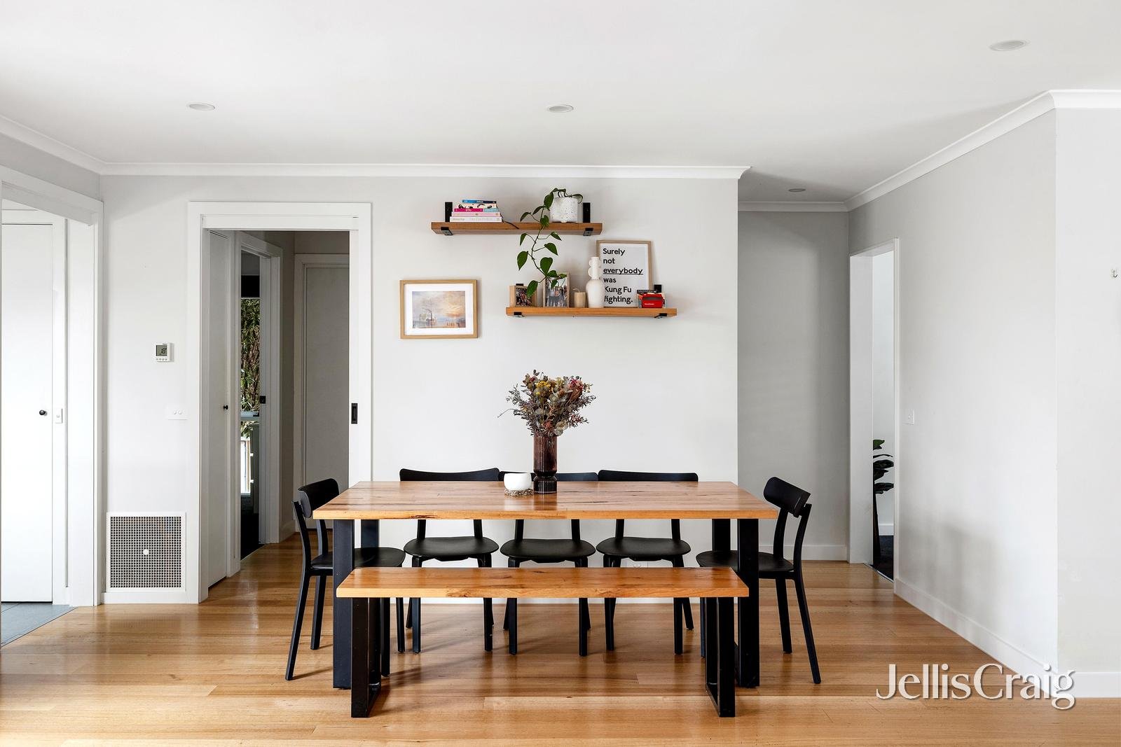 2/121 Yallambie Road, Macleod image 8