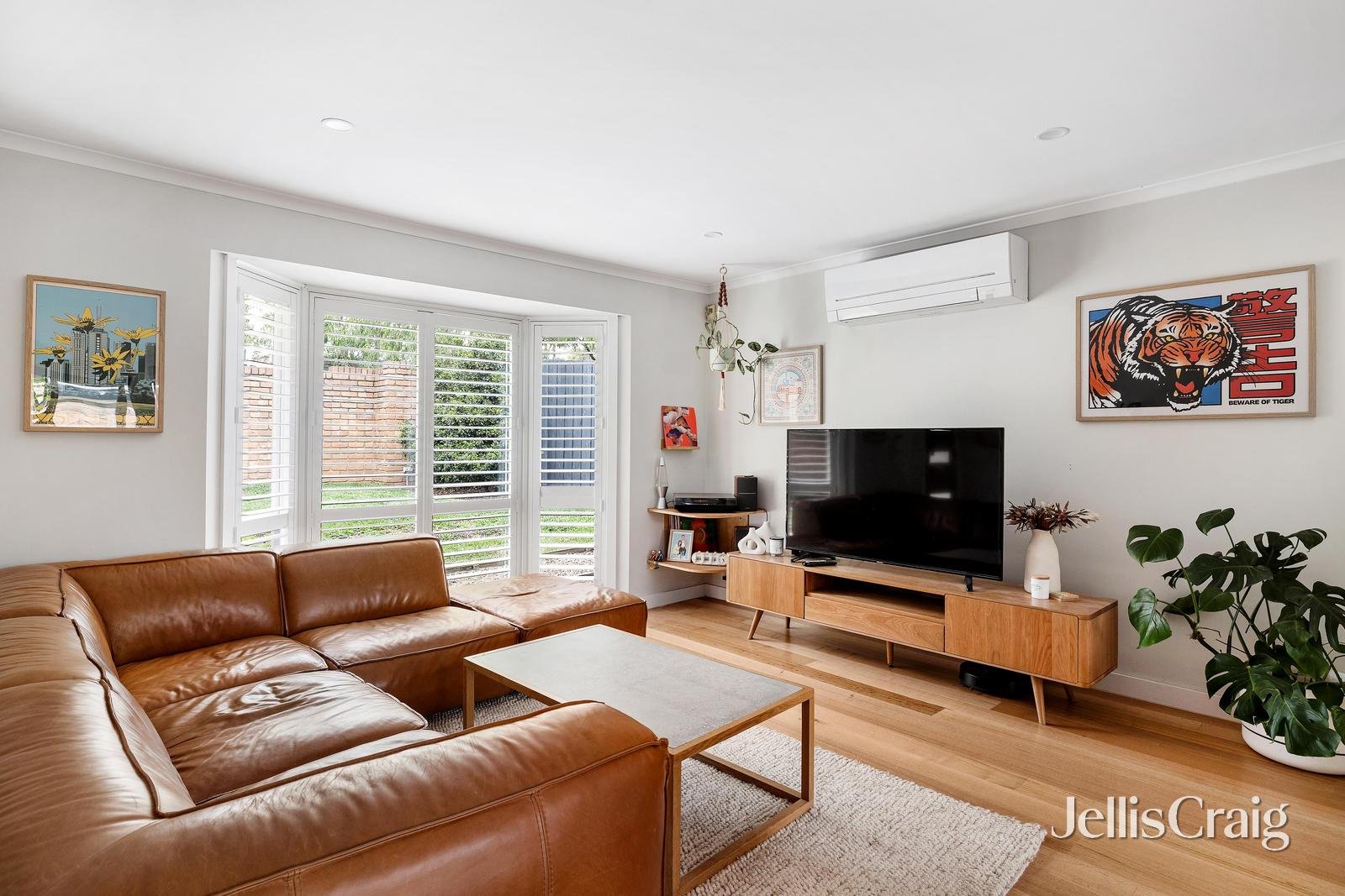 2/121 Yallambie Road, Macleod image 9