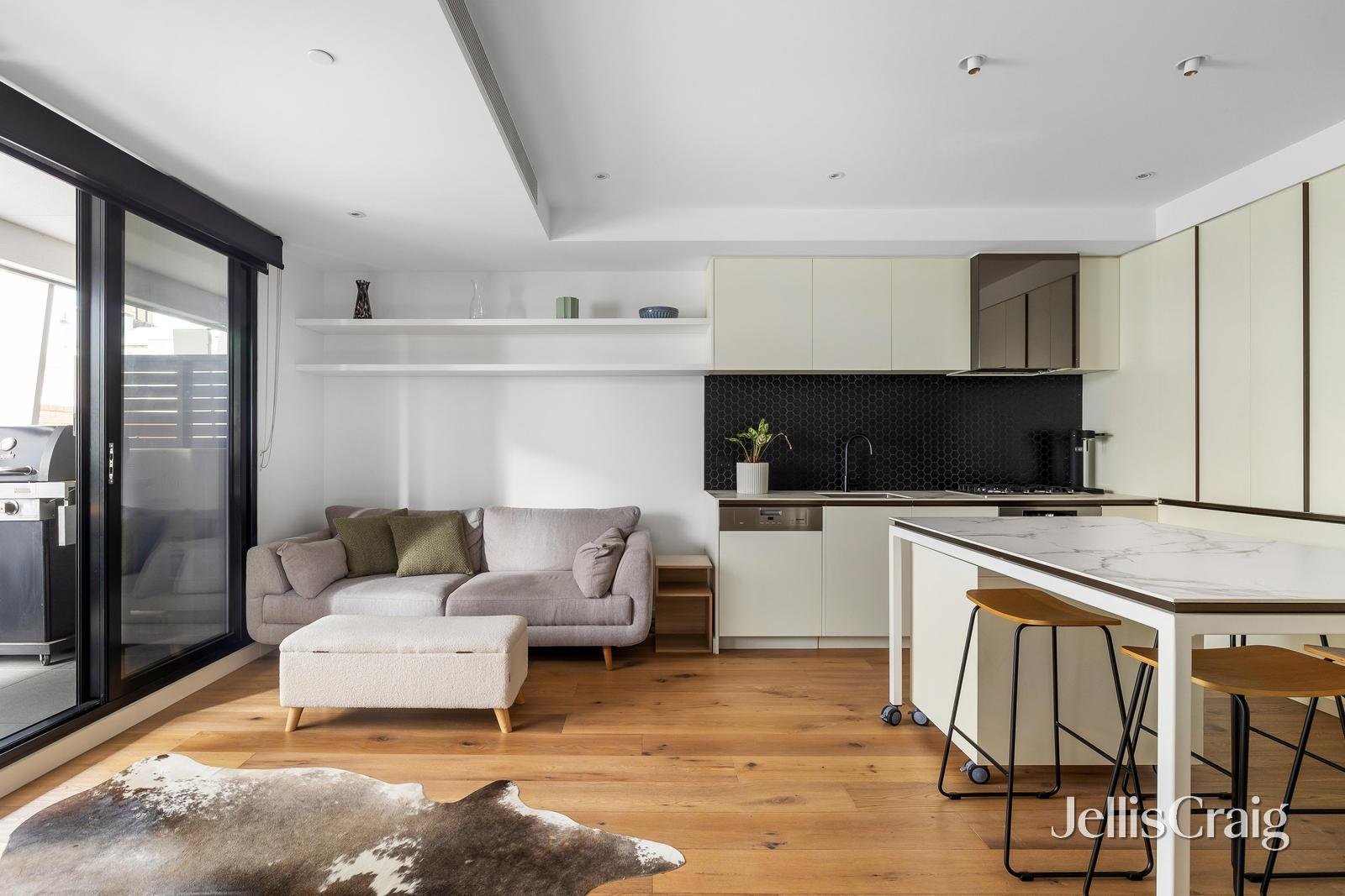 212/172 Lennox Street, Richmond image 1