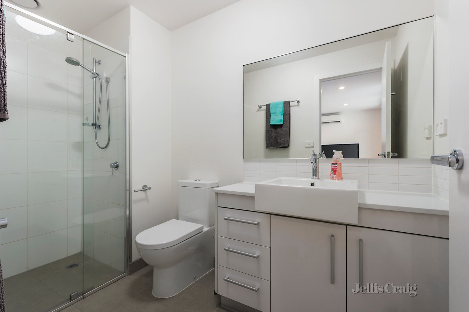 212/193 Springvale Road, Nunawading image 6