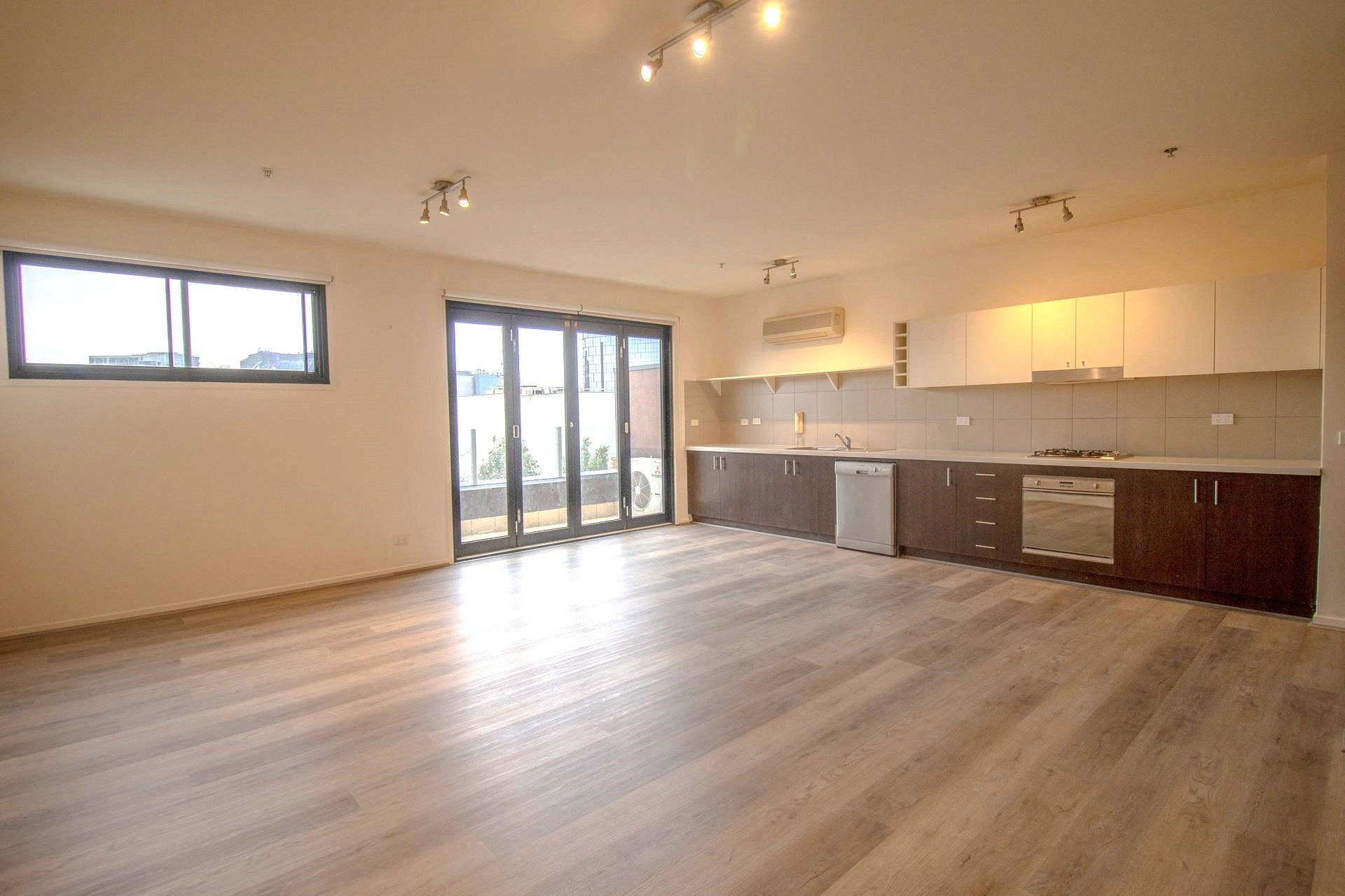 21 / 22-26 Howard Street North Melbourne