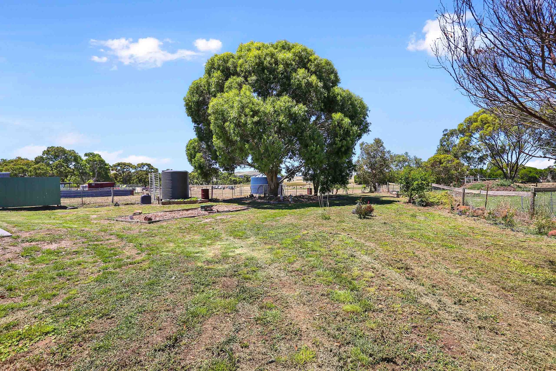 2122 Ballan Road, Anakie image 10