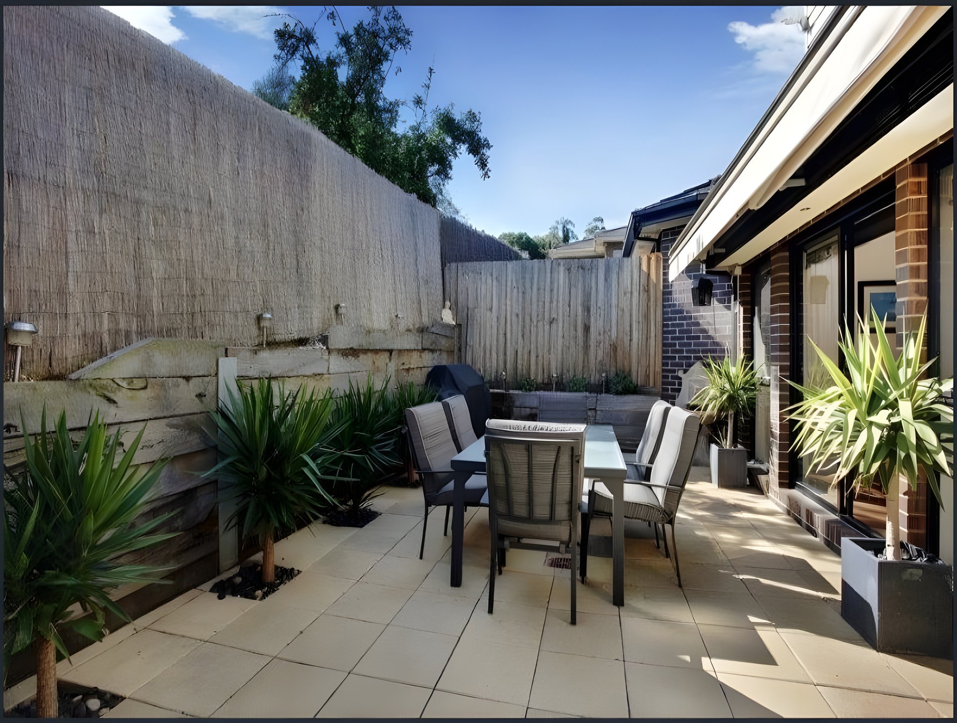 2/122 Ogilvie Street, Essendon image 7