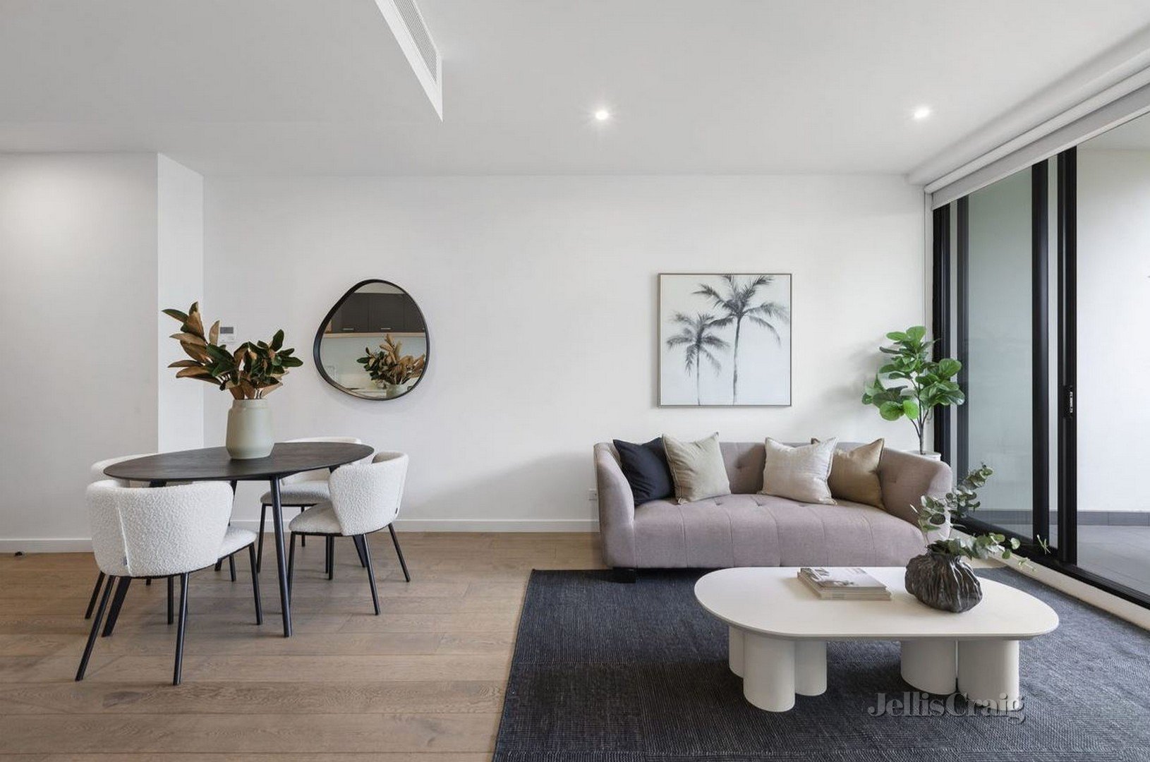 212/222 Bay Road, Sandringham image 1