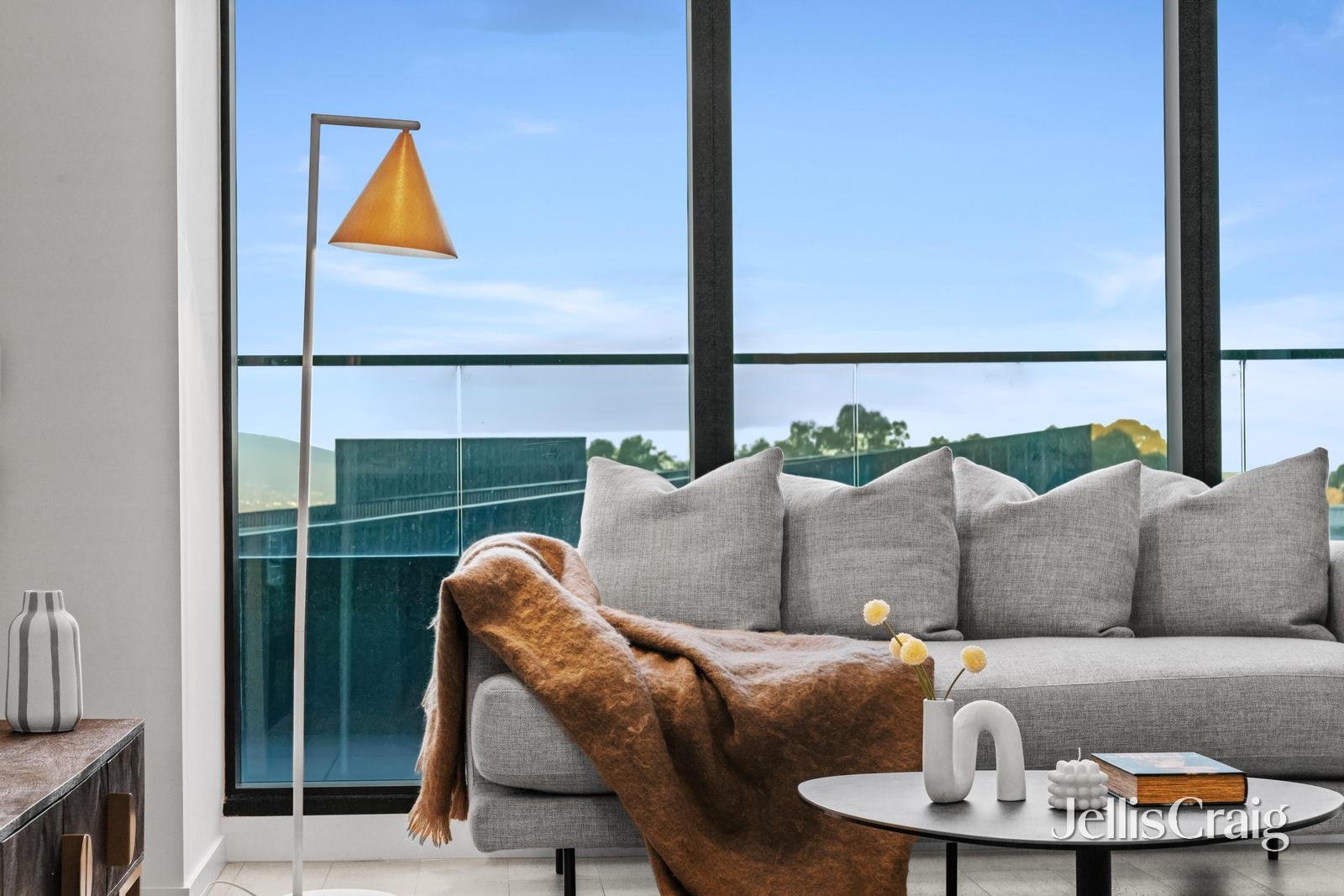 212/23 Osullivan Road, Glen Waverley image 4