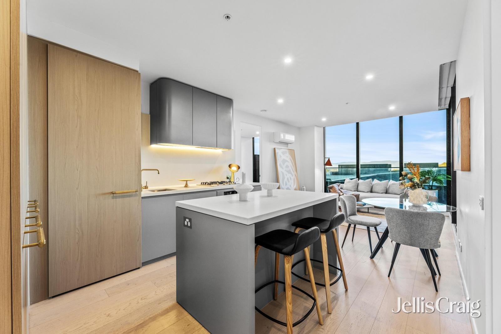 212/23 Osullivan Road, Glen Waverley image 6