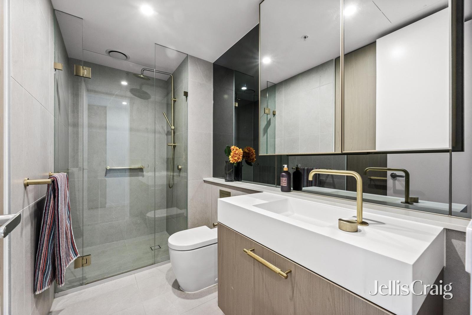 212/23 Osullivan Road, Glen Waverley image 13