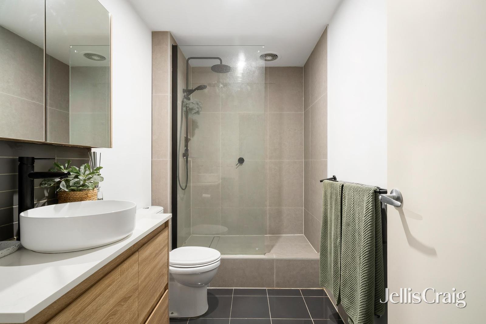 212/2A Montrose Place, Hawthorn&nbsp;East image 4