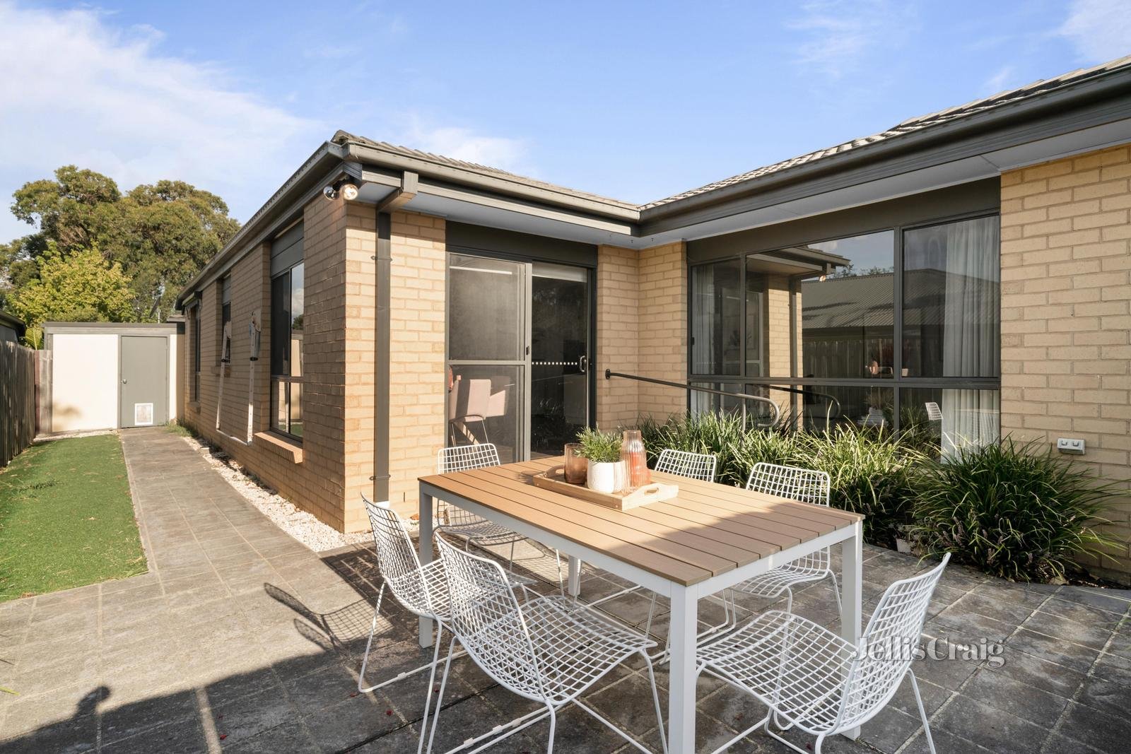 2/123 Cambridge Road, Mooroolbark image 7