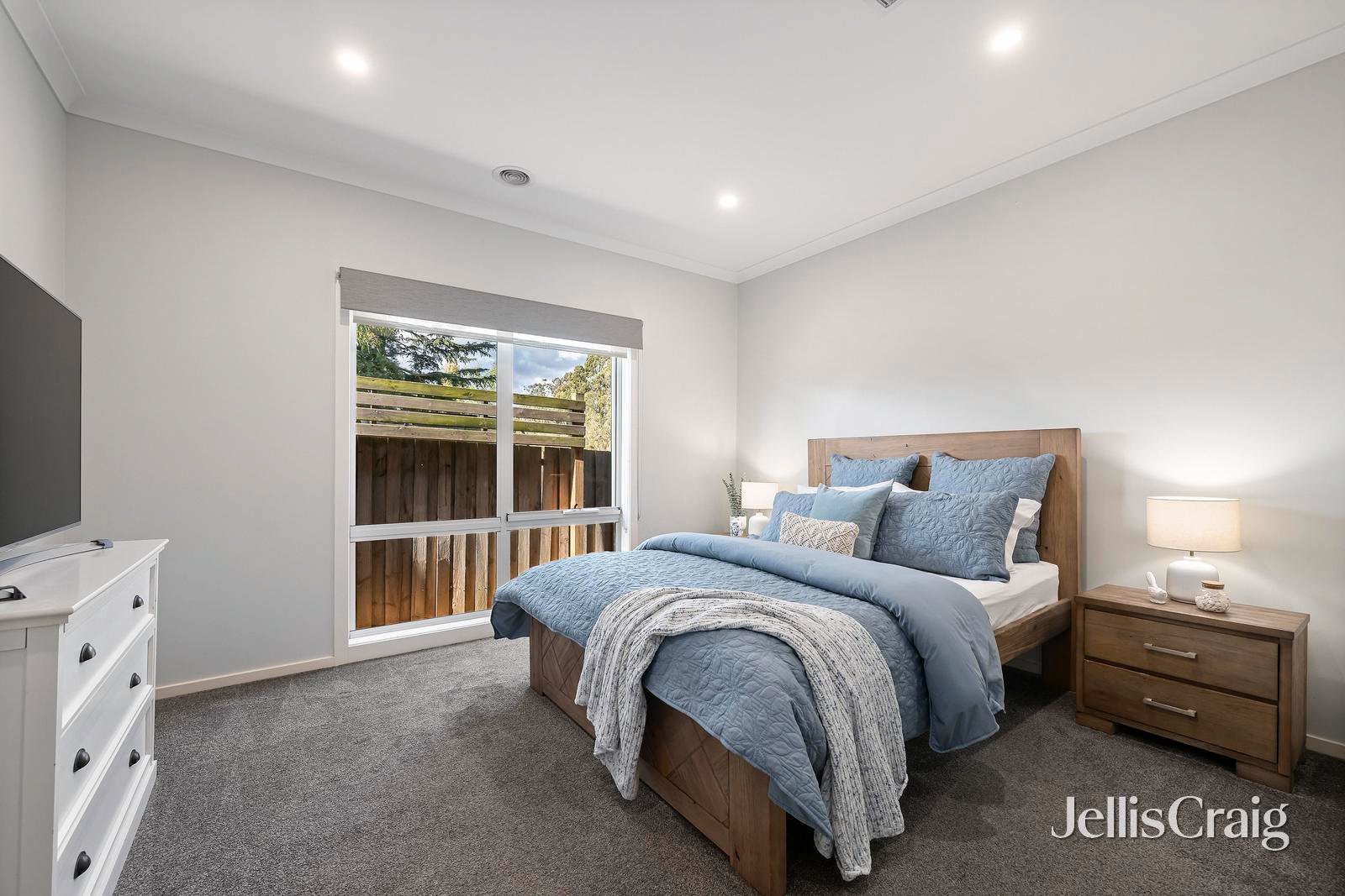 2/123 Esther Crescent, Mooroolbark image 6