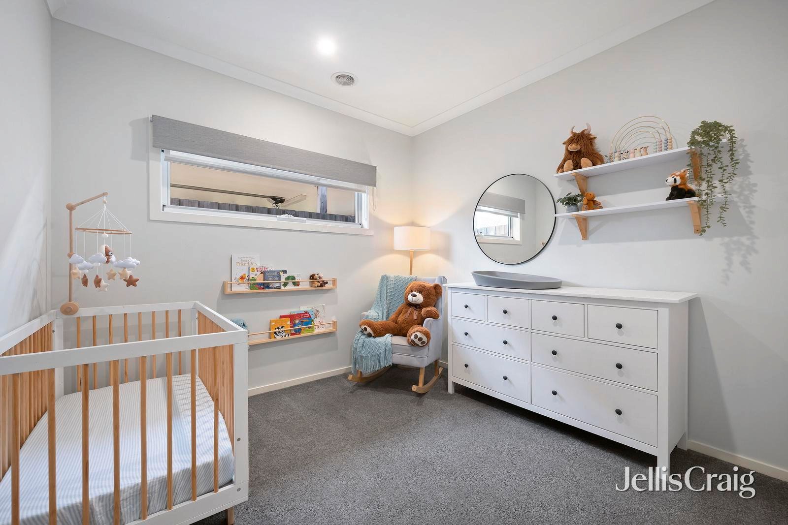 2/123 Esther Crescent, Mooroolbark image 10