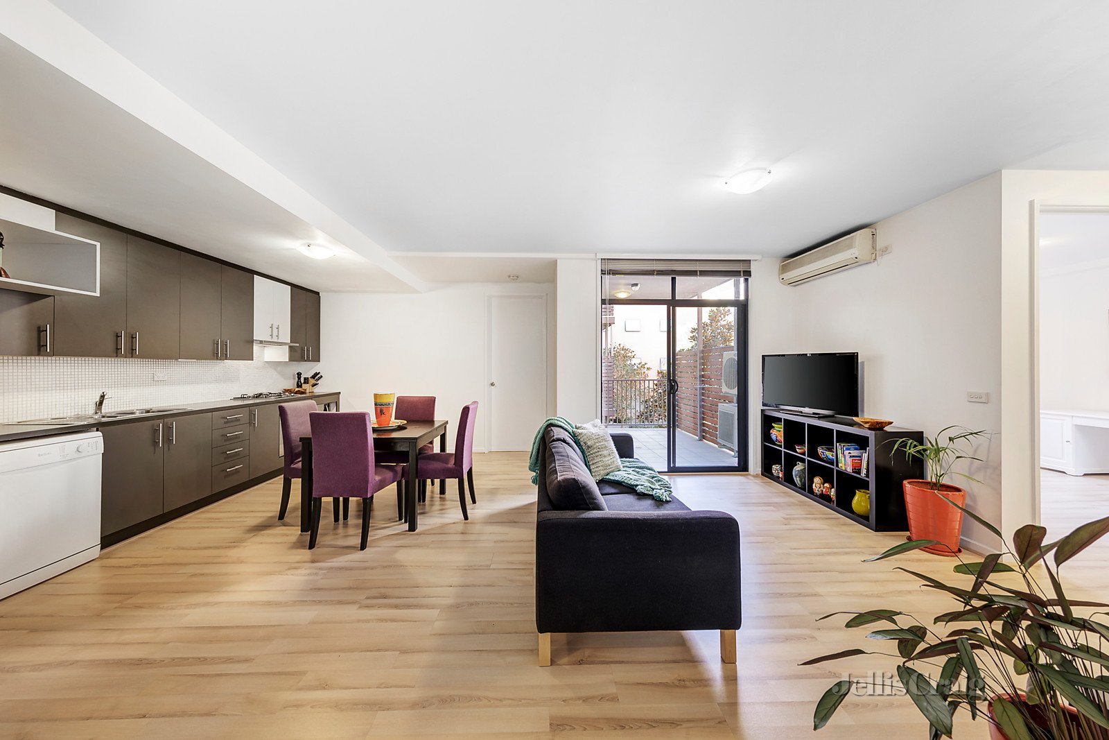 212/3 Hoddle Street, Collingwood image 2