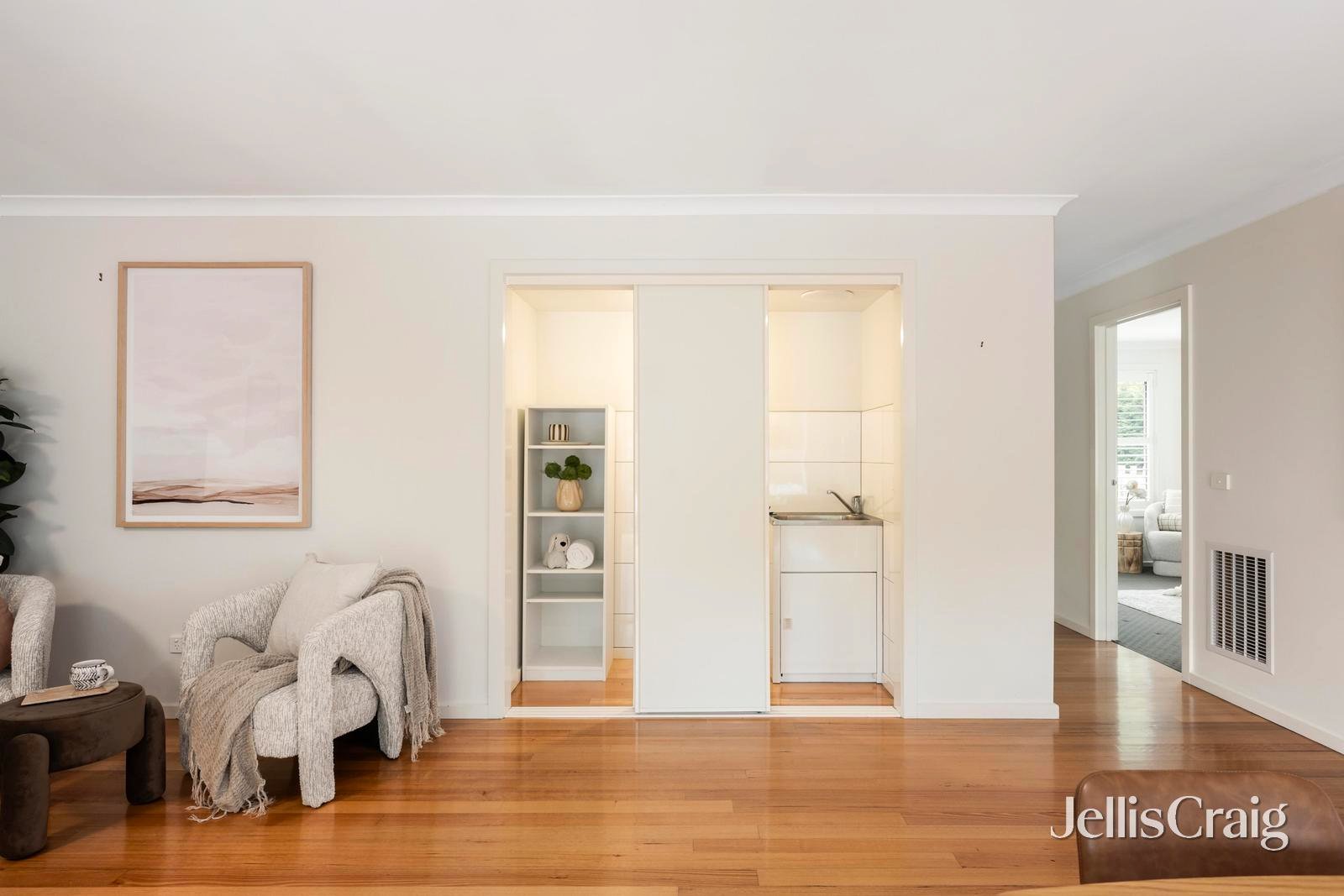 2/123 Lincoln Road, Croydon image 10