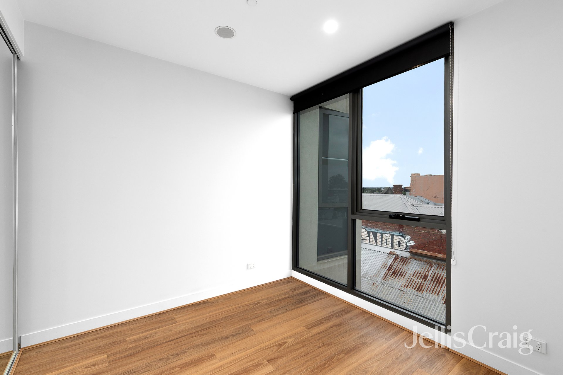 212/332 High Street, Northcote image 6