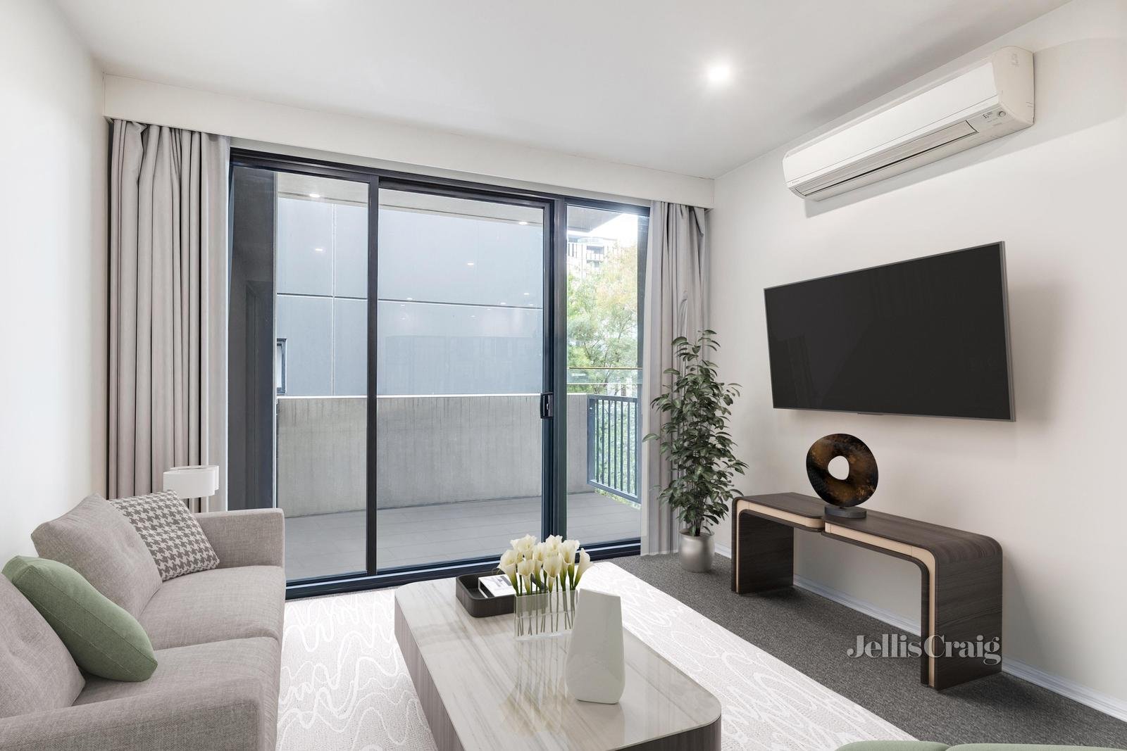 212/38 Harold Street, Hawthorn East image 2