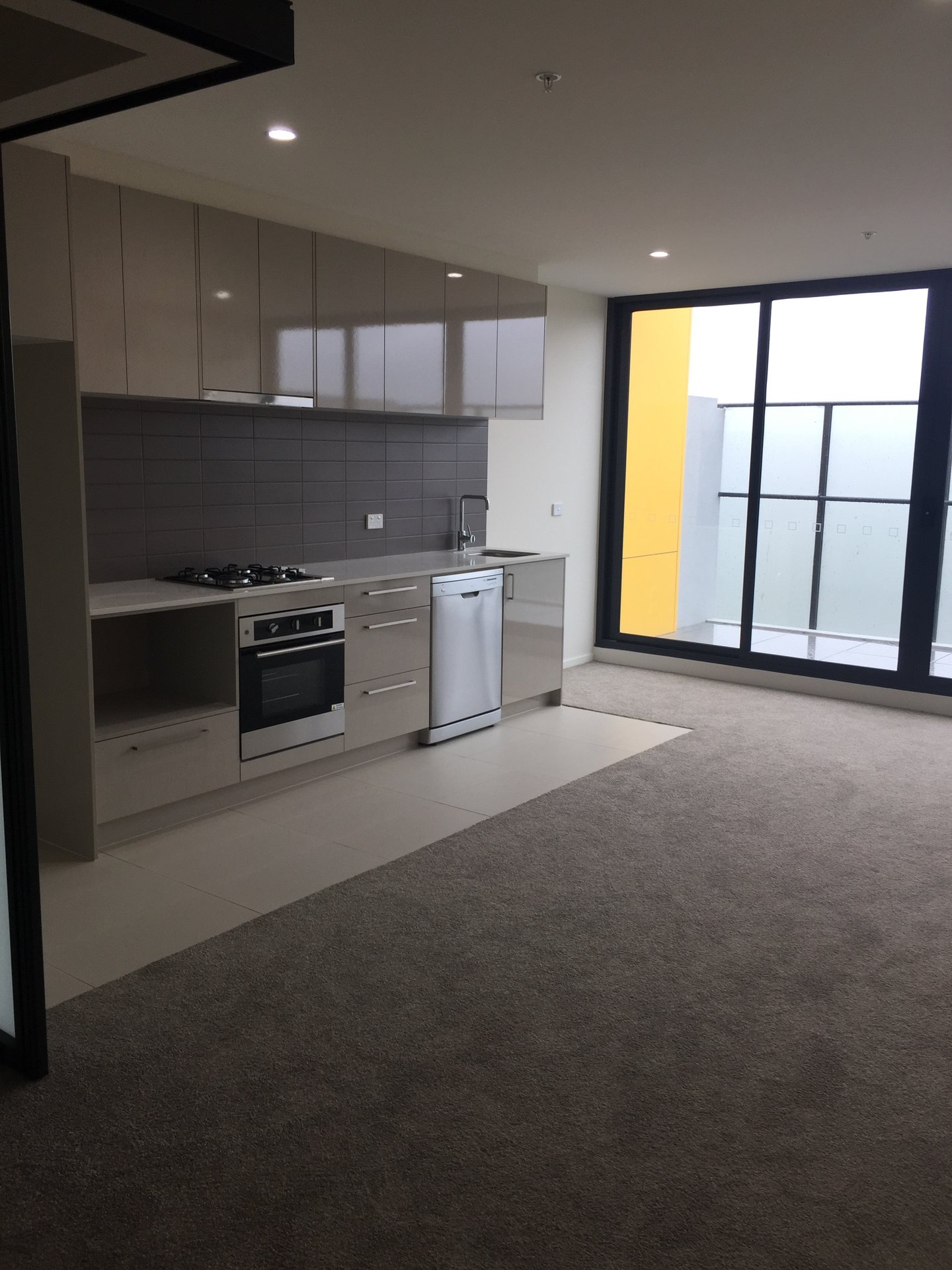 Property Gallery Thumbnail 4