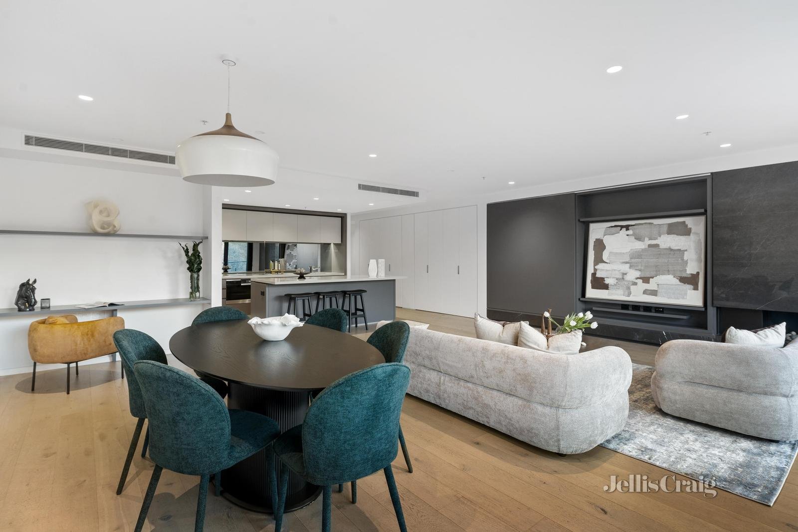 212/4 Acacia Place, Abbotsford image 2
