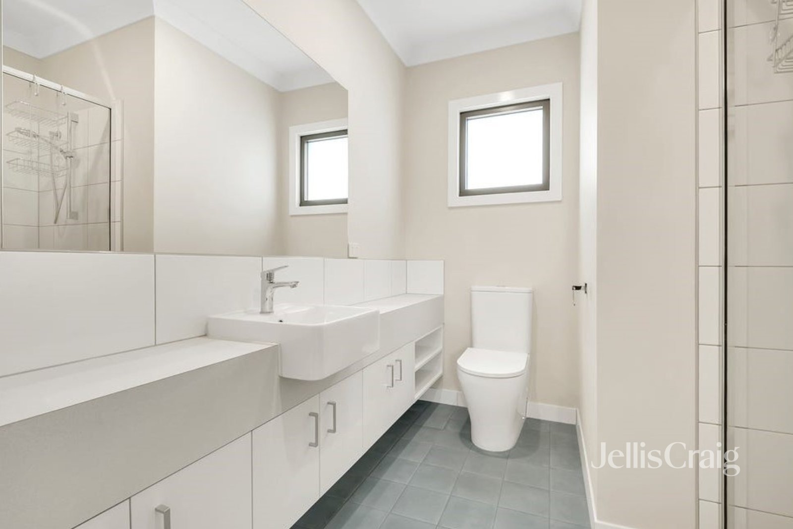 2/124 Scott Grove, Kingsbury image 9