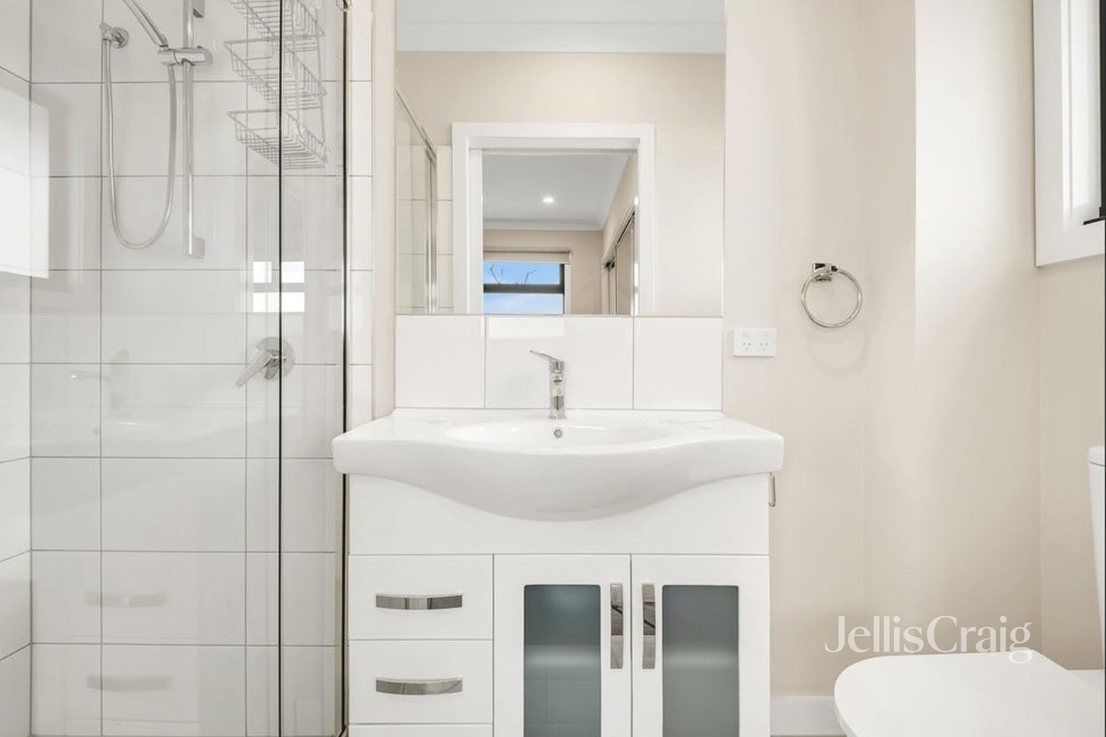 2/124 Scott Grove, Kingsbury image 10