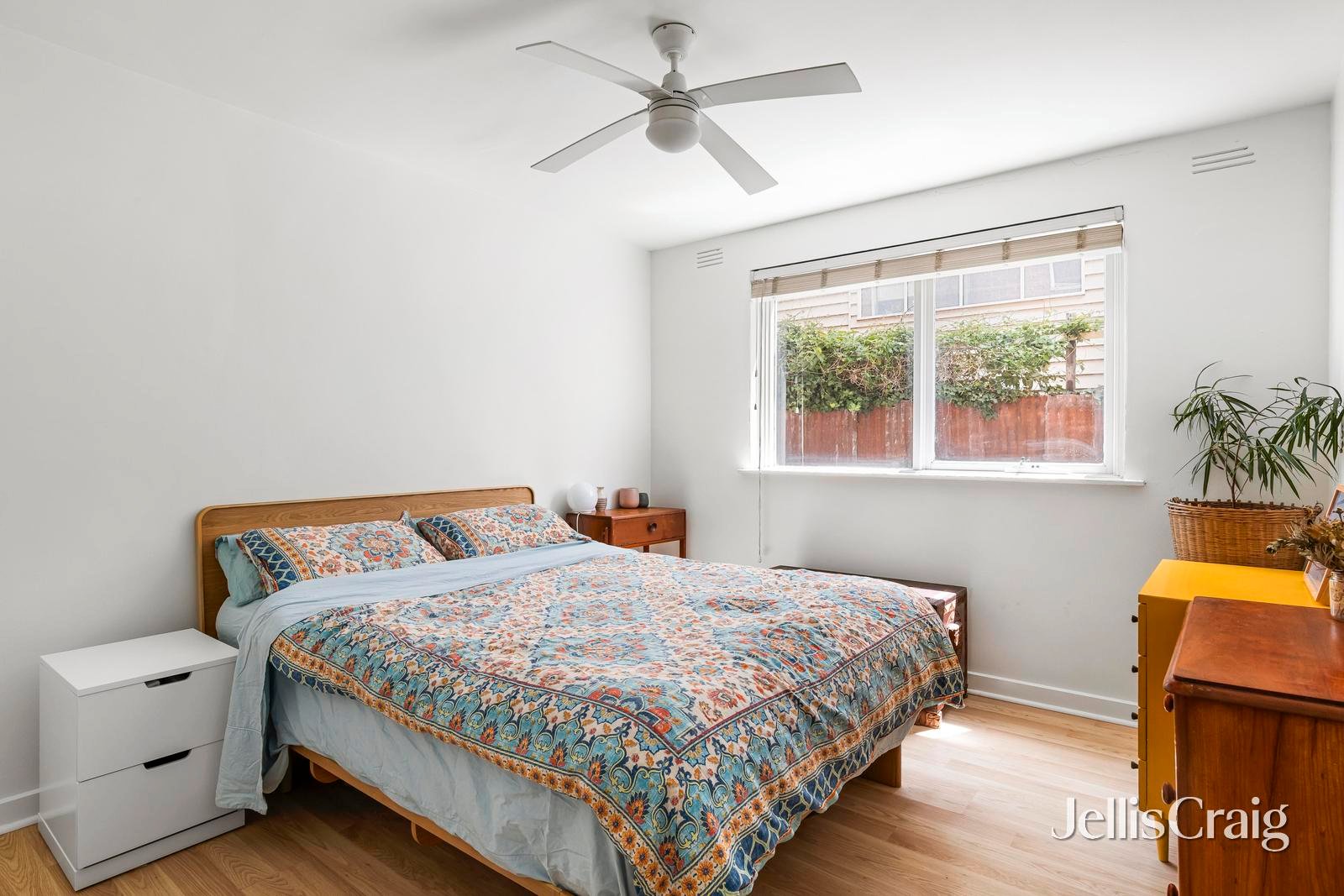 2/125 Holden Street, Fitzroy North image 5