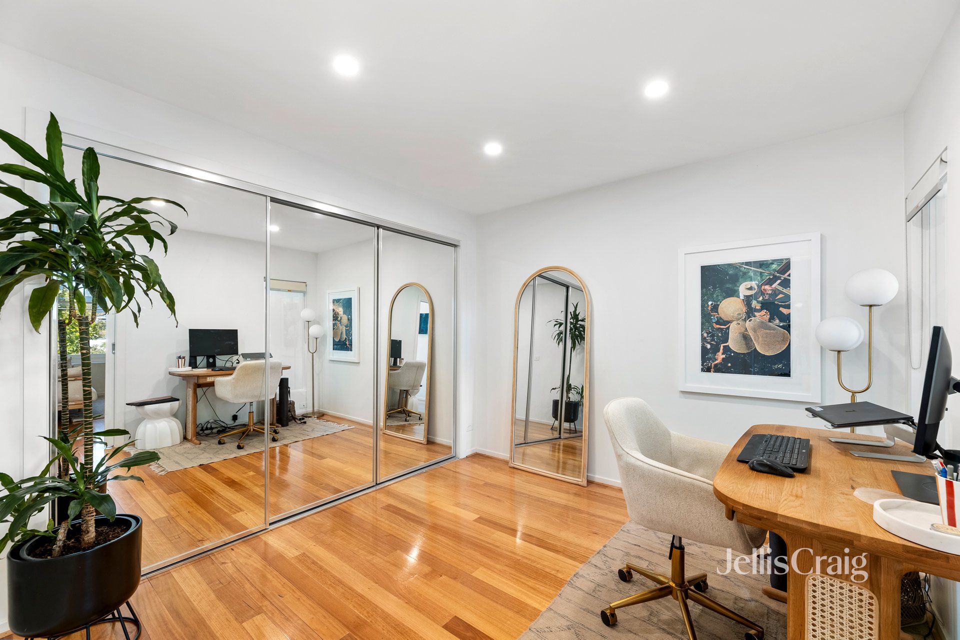 212/56 Nicholson Street, Abbotsford image 5