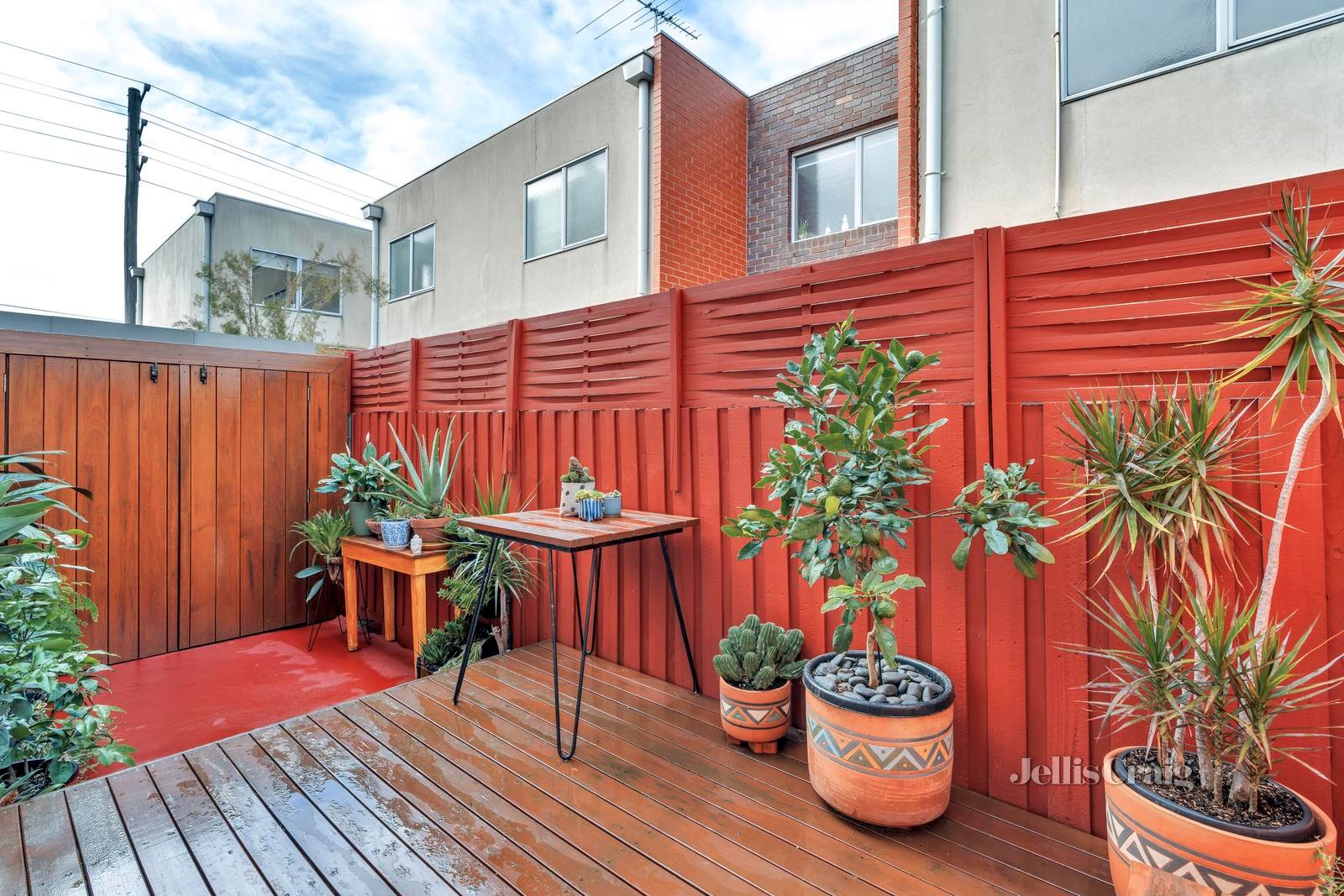 2/126 Albion Street, Brunswick image 10