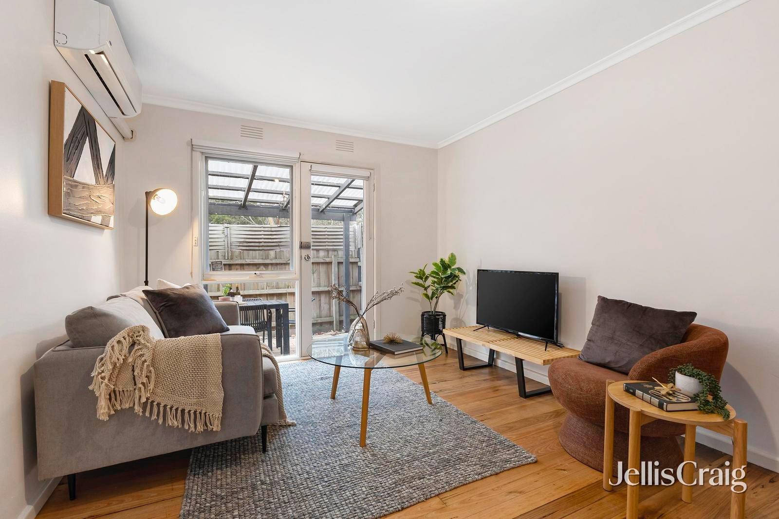 2/126 Heatherdale Road, Mitcham image 2