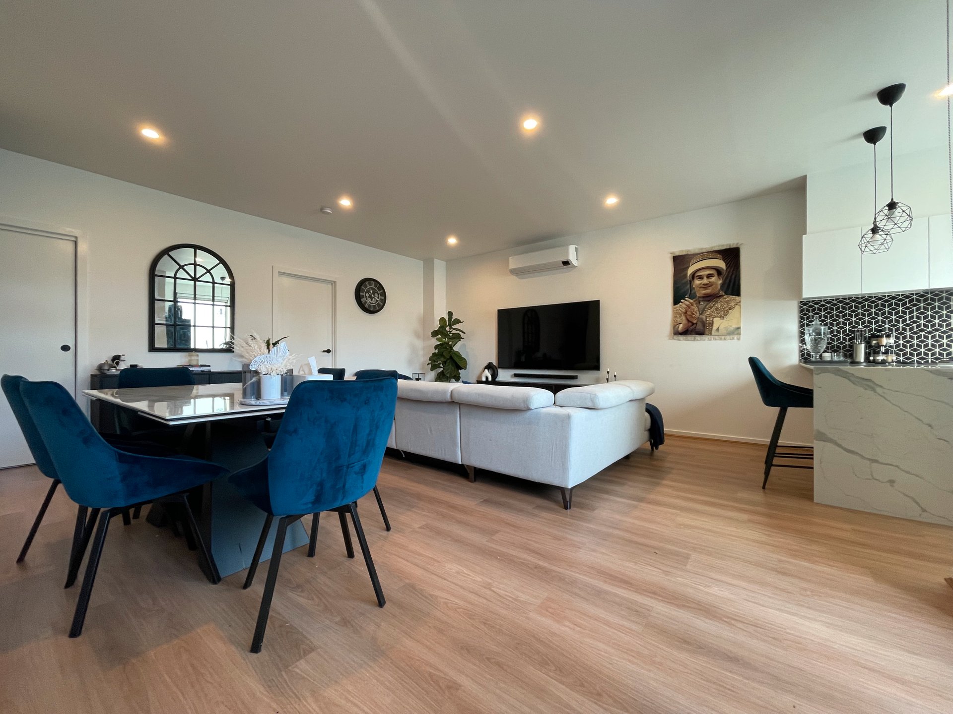 2/126 Mitcham Road, Donvale image 2
