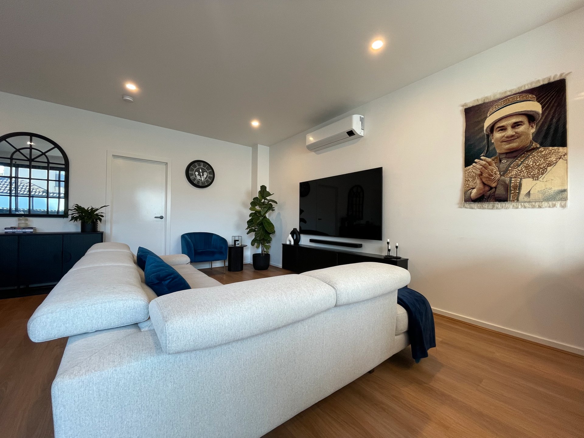 2/126 Mitcham Road, Donvale image 3